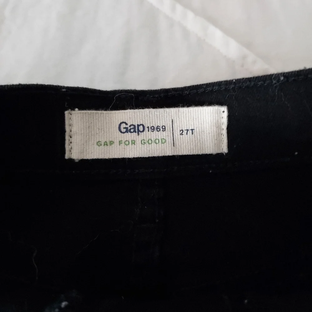 GAP Black Denim Skirt